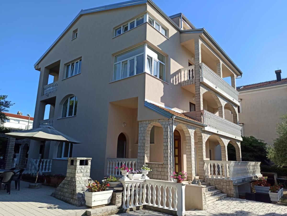 Villa Rea Malinska Exterior photo